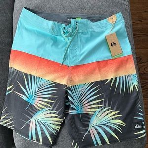 Quiksilver board shorts 34 waist NWT